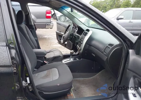 2007 Kia Spectra5 Sx from USA, damaged, VIN KNAFE161275003459